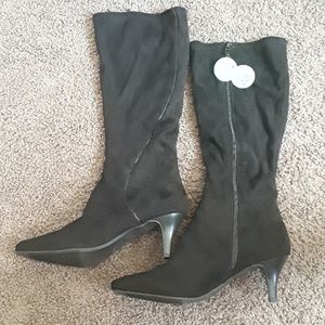 High heel boots